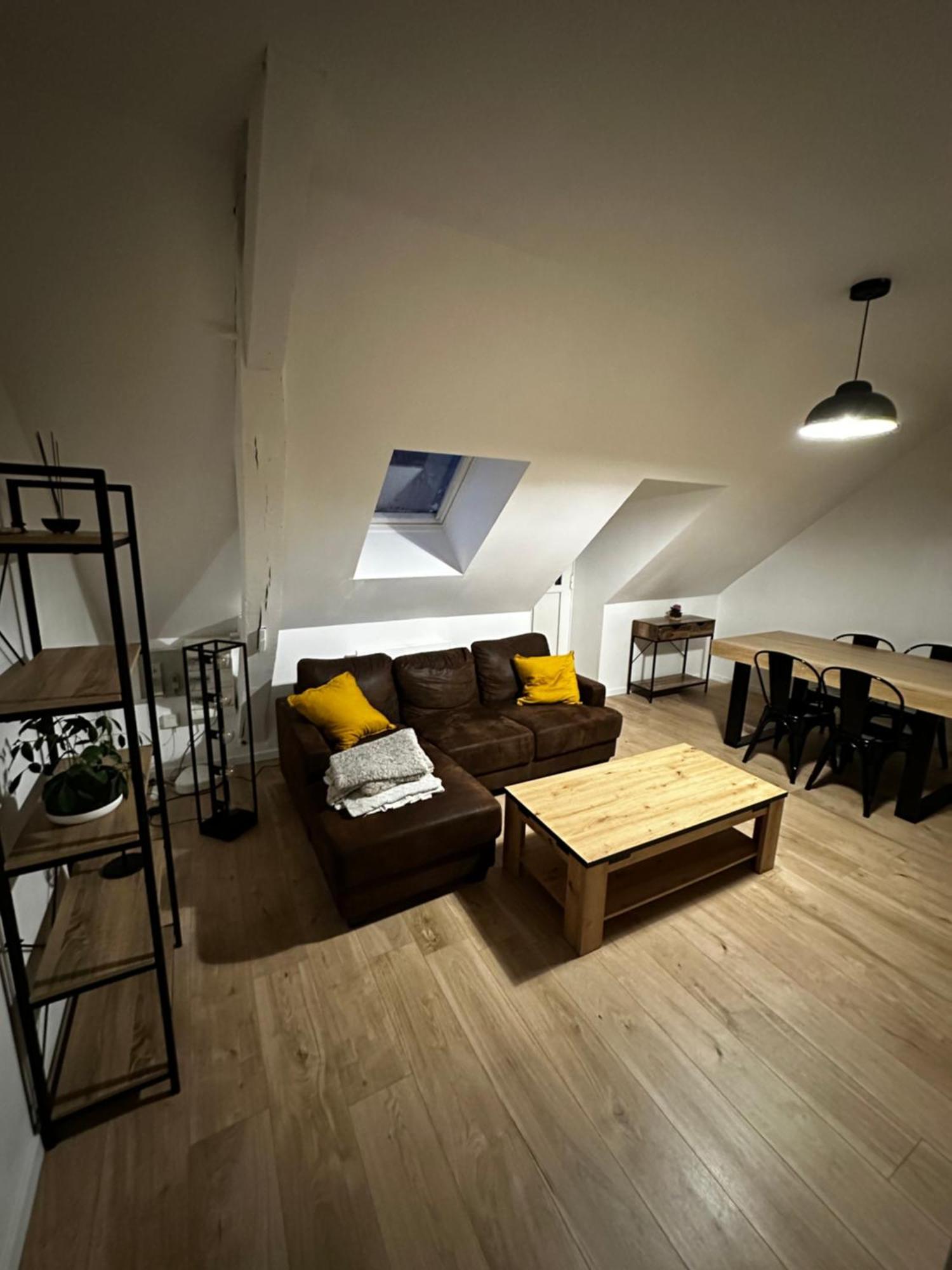 Apartament La Nouvelle Ecole Ruillé-en-Champagne Zewnętrze zdjęcie